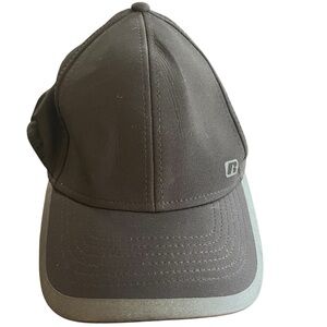 ⭐️⭐️3/$10⭐️⭐️  Russell Hat Cap Fitted Adult Small-Medium Black and Gray Outdoors